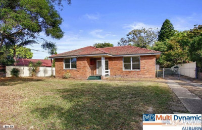Available for Rent !

 269 Lower west st, Carlton NSW 2218
