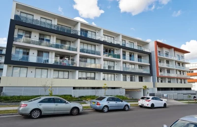 Beautiful 2 bedroom apartment in the prime location of Schofields is availiable for  Lease. 