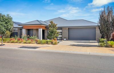 A true gem offers luxury living and contemporary lifestyle in the heart of EYRE