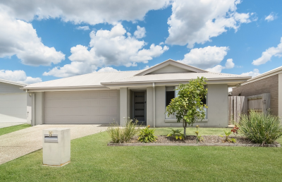 An exquisite, contemporary 4-bedroom house for rent, coming soon! PLEASE REGISTER FOR ALL INSPECTIONS AT rentals.southport@multidynamic.com.au