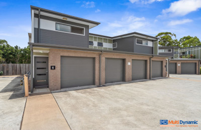 Secure Your Place in Fitzgibbon Chase: Modern Townhouse Living