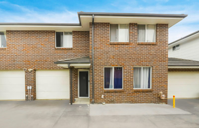 Introducing a Stunning 3-Bedroom Townhouse in Prime Rooty Hill Location!