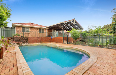 Impressive 6-Bedroom Residence with Alfresco and Pool - Perfect for Families!