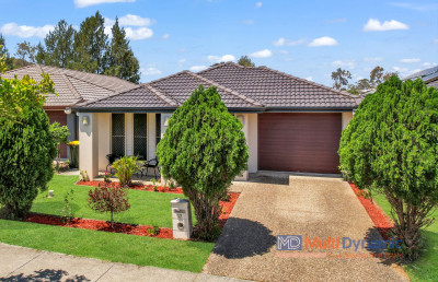 Luxurious Family Living at 17 Blue Mountains Crescent, Fitzgibbon