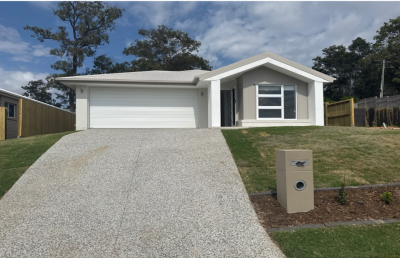 Welcome to Your Perfect Rental Home! PLEASE REGISTER FOR ALL INSPECTIONS AT : rentals.southport@multidynamic.com.au