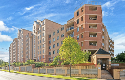 Spacious 2-Bedroom Apartment with Resort-Style Living in the Heart of Auburn