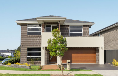 Stylish Family Haven in Prime Gregory Hills Location