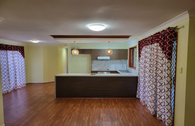 Spacious 3Ã¢€'Bed, 2Ã¢€'Bath Villa in Prime Labrador Location