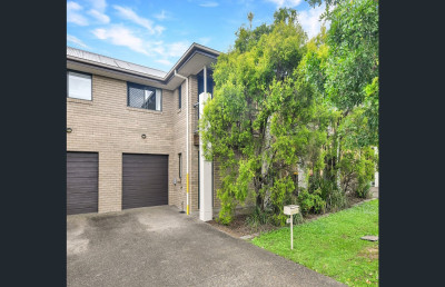 Modern Living in Prime Doolandella Location - Move in Now!