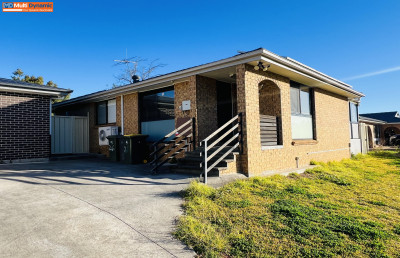 Comfortable Family Living in a Modern Single-Storey Home!