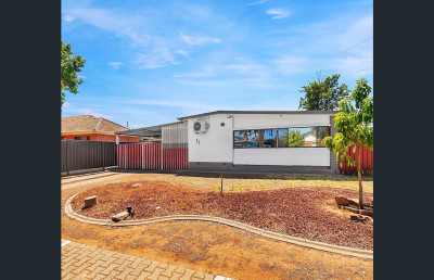 For Sale: Spacious & Full of Potential - Ideal Family Living or Investment Opportunity!