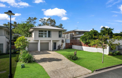 Stunning Family Home in Prime Coomera Location