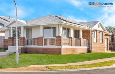 Stunning Home with Large Sunlit Wrap-Around Verandah in Panorama