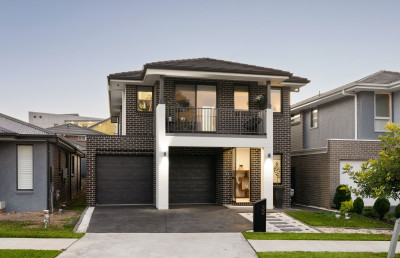 Elegant family residence overlooking peaceful reserve!
