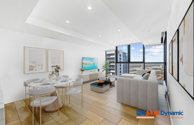 Level 29 Luxury with Panoramic Views - Stylish, Spacious & Superbly Located!