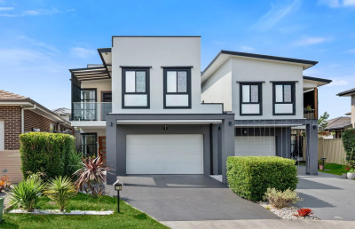 Secure a stylish and functional home in a prime Oran Park location!