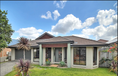 Family Friendly Home in Springfield Lakes for Rent 