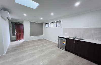 Cozy Granny Flat for Rent - 92a Croatia Avenue, Edmondson Park