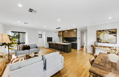 Spacious Family Living in a Convenient Elizabeth Grove Location