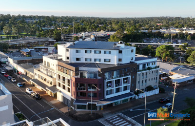 Modern Apartment Offering Style, Space & Convenience - Walk to the Station