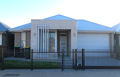 Brand New 4 Bed 2 Bathroom Family Home in the Heart of Riverlea Park