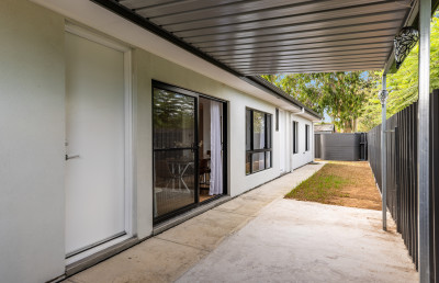 Spacious 3 Bed 2 Bath Family Living in a Convenient Elizabeth Grove Location