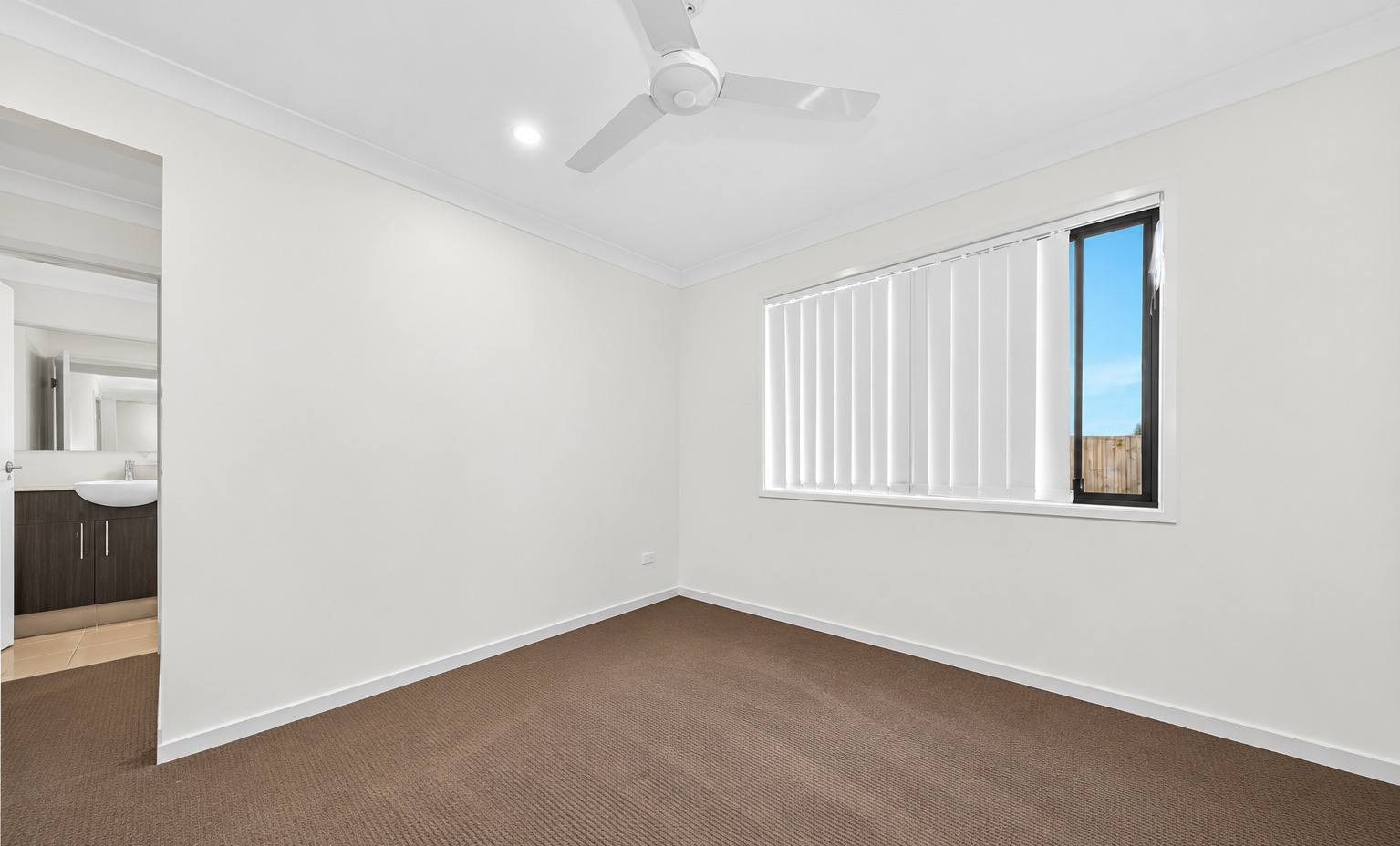 6 Mieka Crescent, photo 5