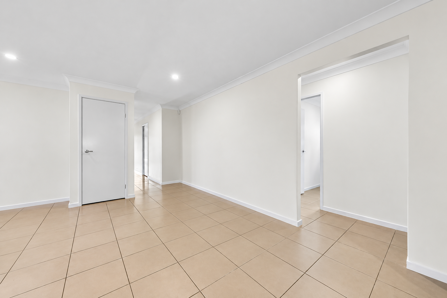 6 Mieka Crescent, photo 2
